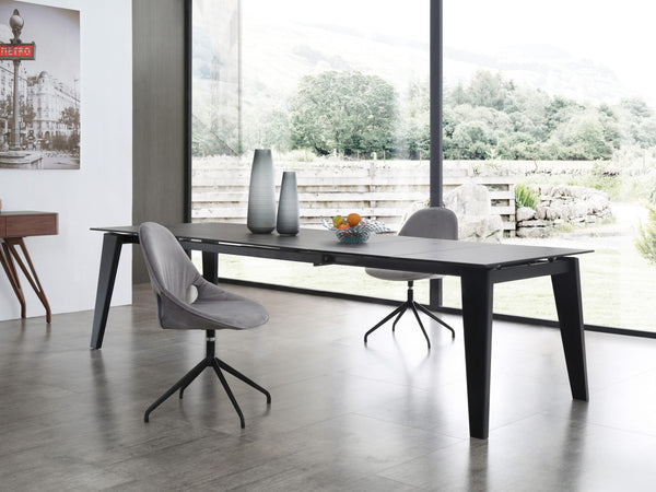 Theo Extendable Dining Table - Environment